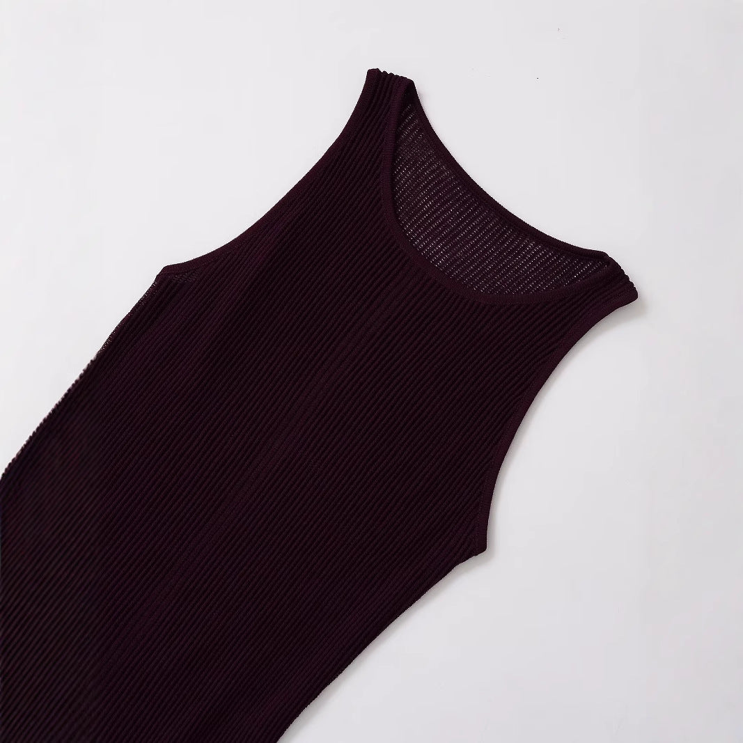 Timeless Knit Elegance – Sleeveless Vest-Style Dress with Round Neckline